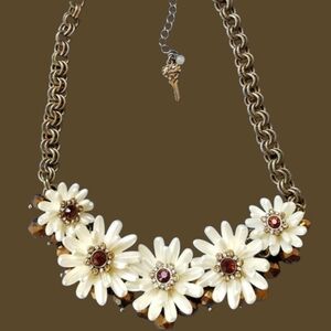 🌻Betsey Johnson Vintage Floral Necklace Clavicle or Lower Necklace - EPC